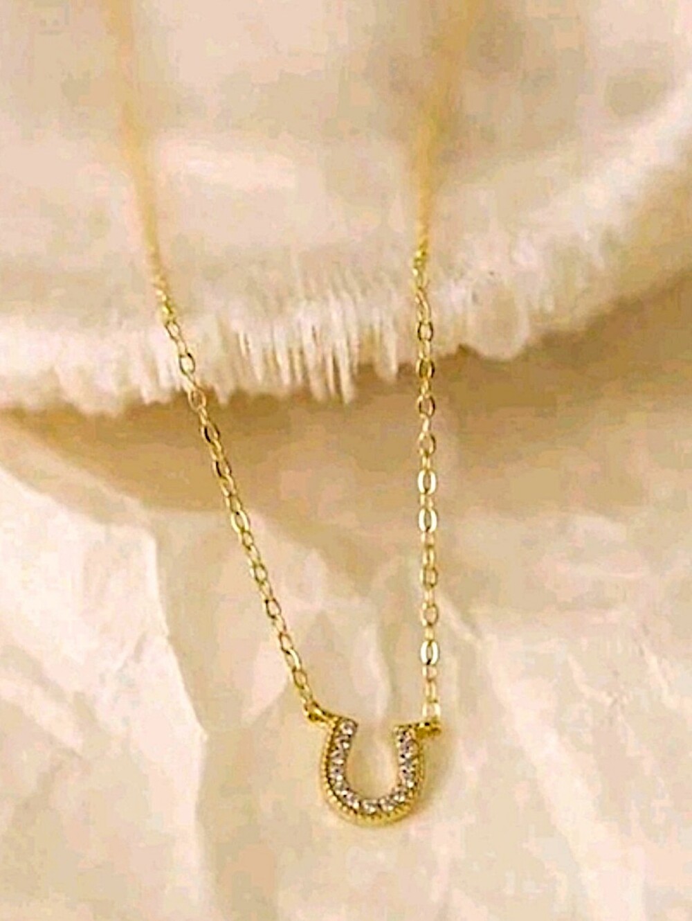 ▪️Gold plated .925 horseshoe necklace